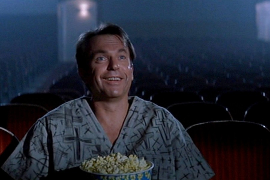 In-The-Mouth-of-Madness-Sam-Neill-900x600.jpg