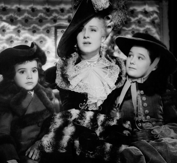 Scotty Beckett, Norma Shearer, and Marilyn Knowlden in Marie Antoinette